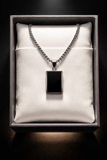 Noir Pendant – Black Stone Edition